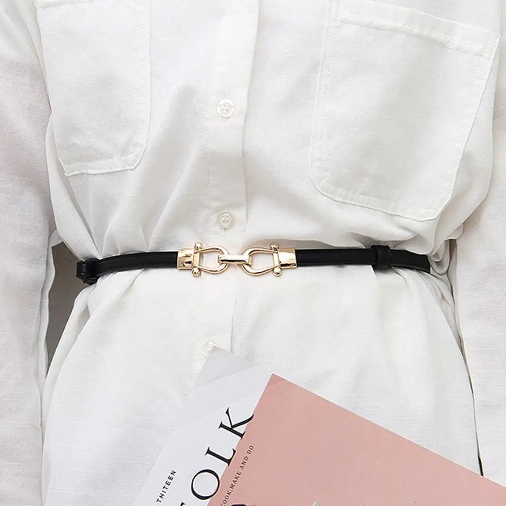 Cintura da donna sottile ed elegante