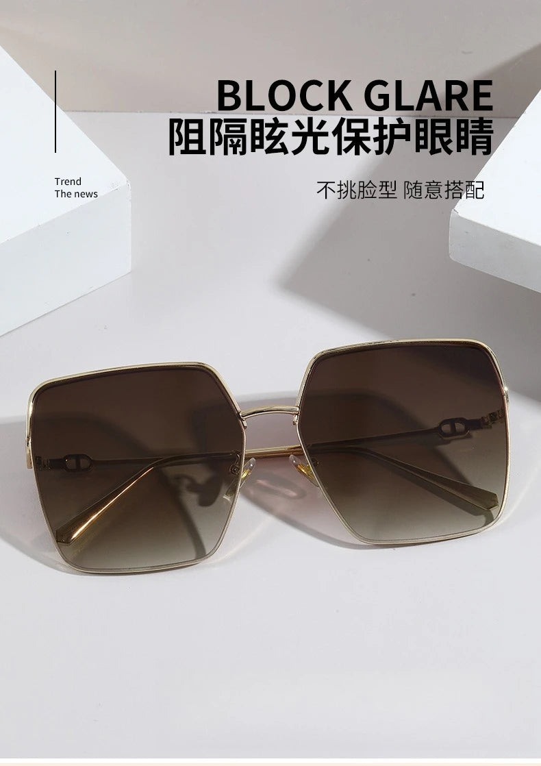 Nuovi occhiali da sole quadrati da donna 2025