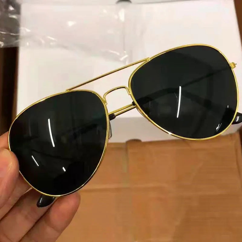 Nuovi occhiali da sole vintage da uomo