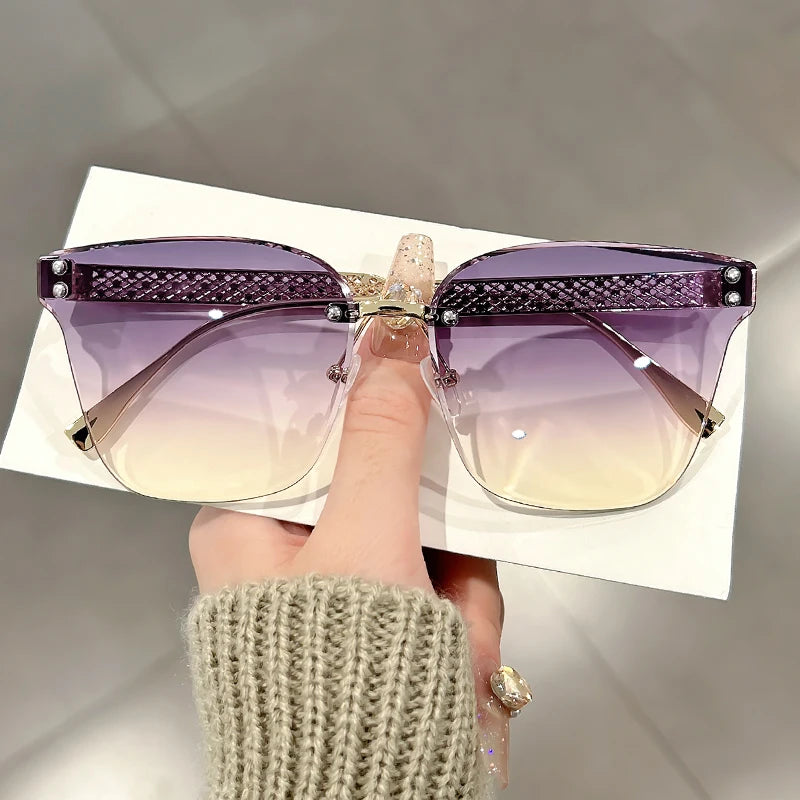 Nuovi occhiali da sole alla moda senza montatura