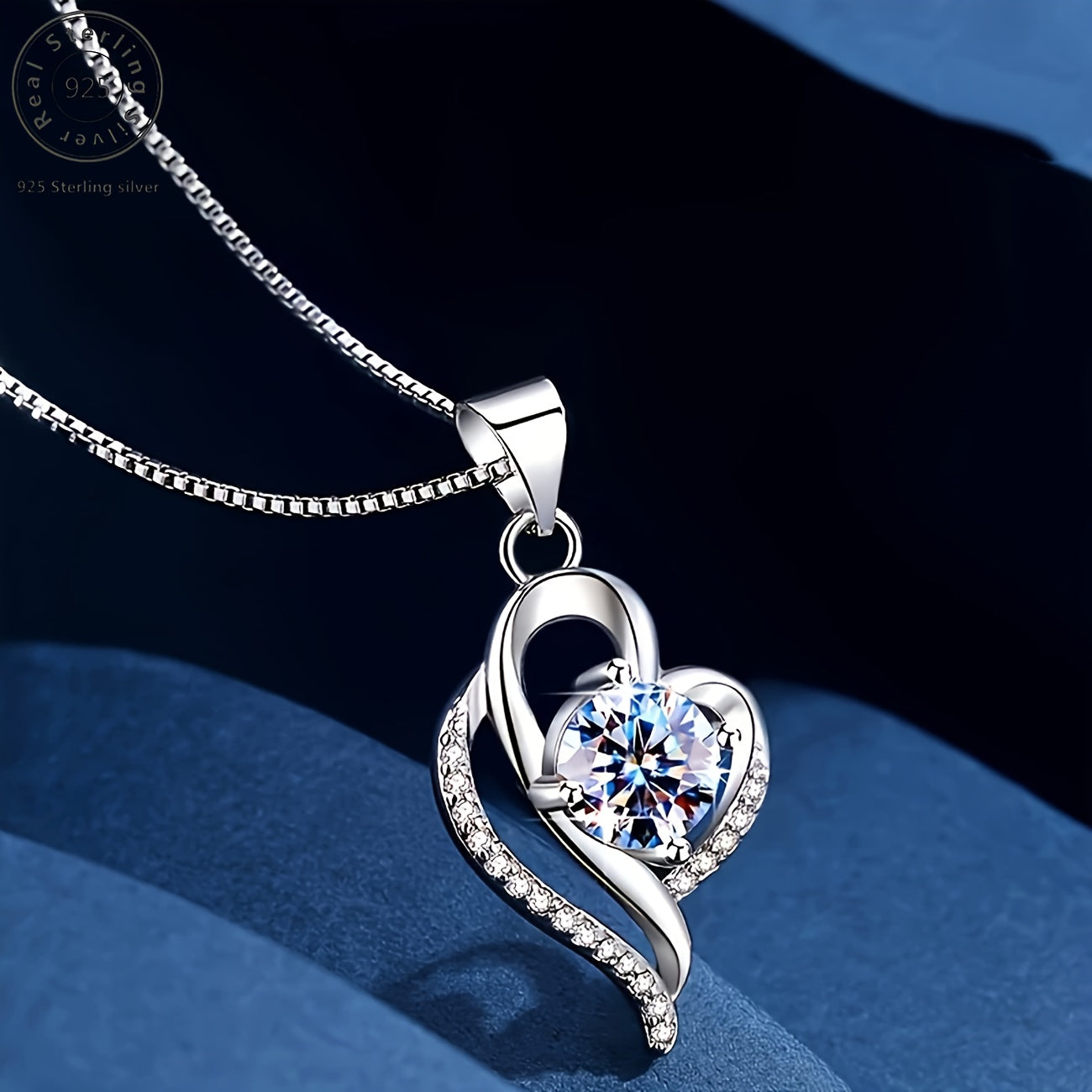 Elegante collana a forma di cuore con moissanite, argento 925